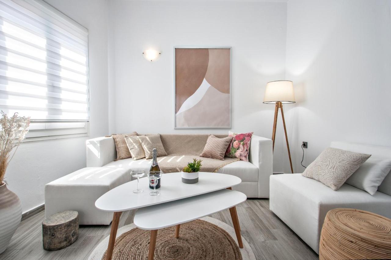 Capolavoro, Boutique Apartment With Unique Rooftop Скіатос Екстер'єр фото