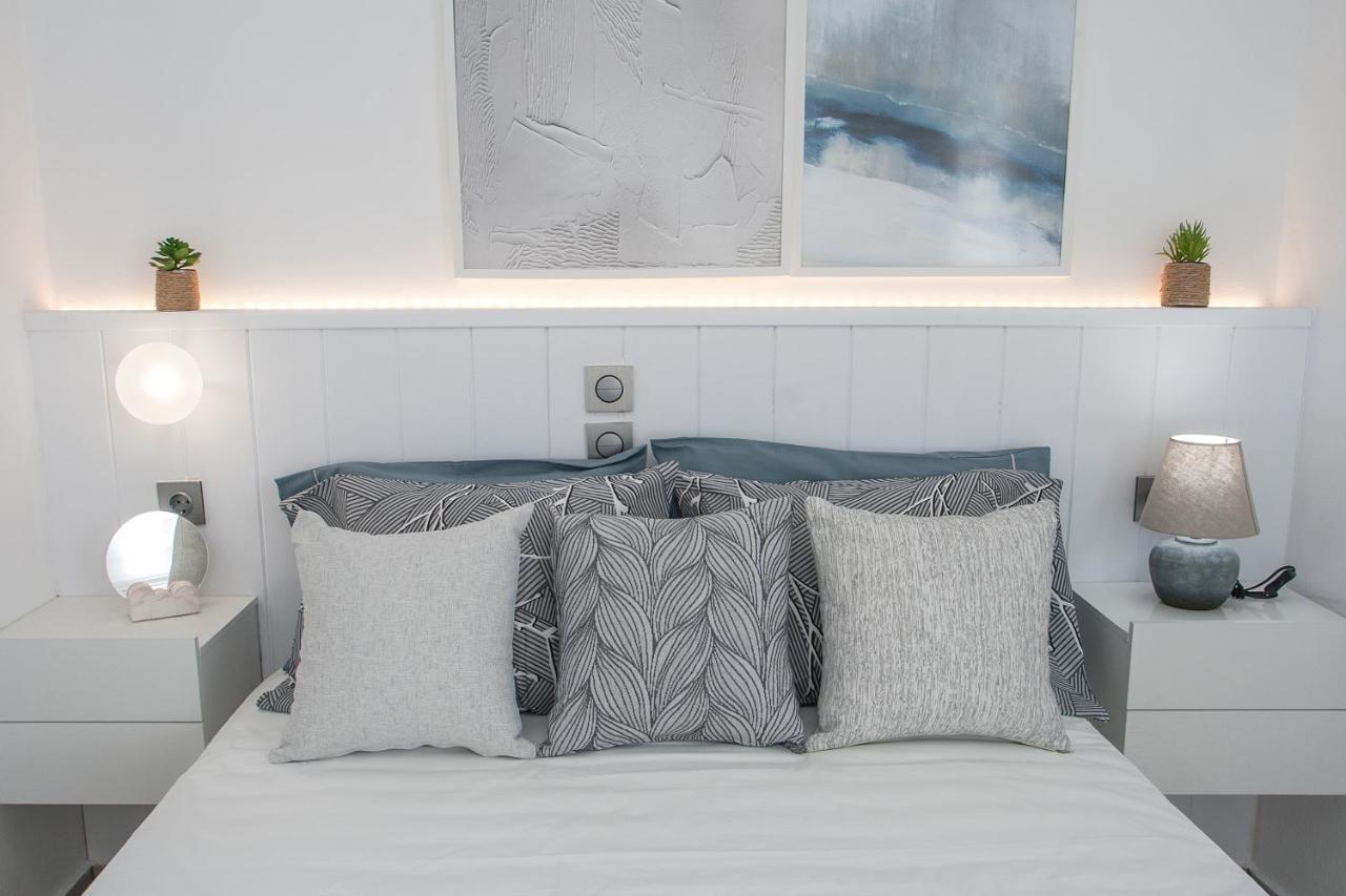 Capolavoro, Boutique Apartment With Unique Rooftop Скіатос Екстер'єр фото