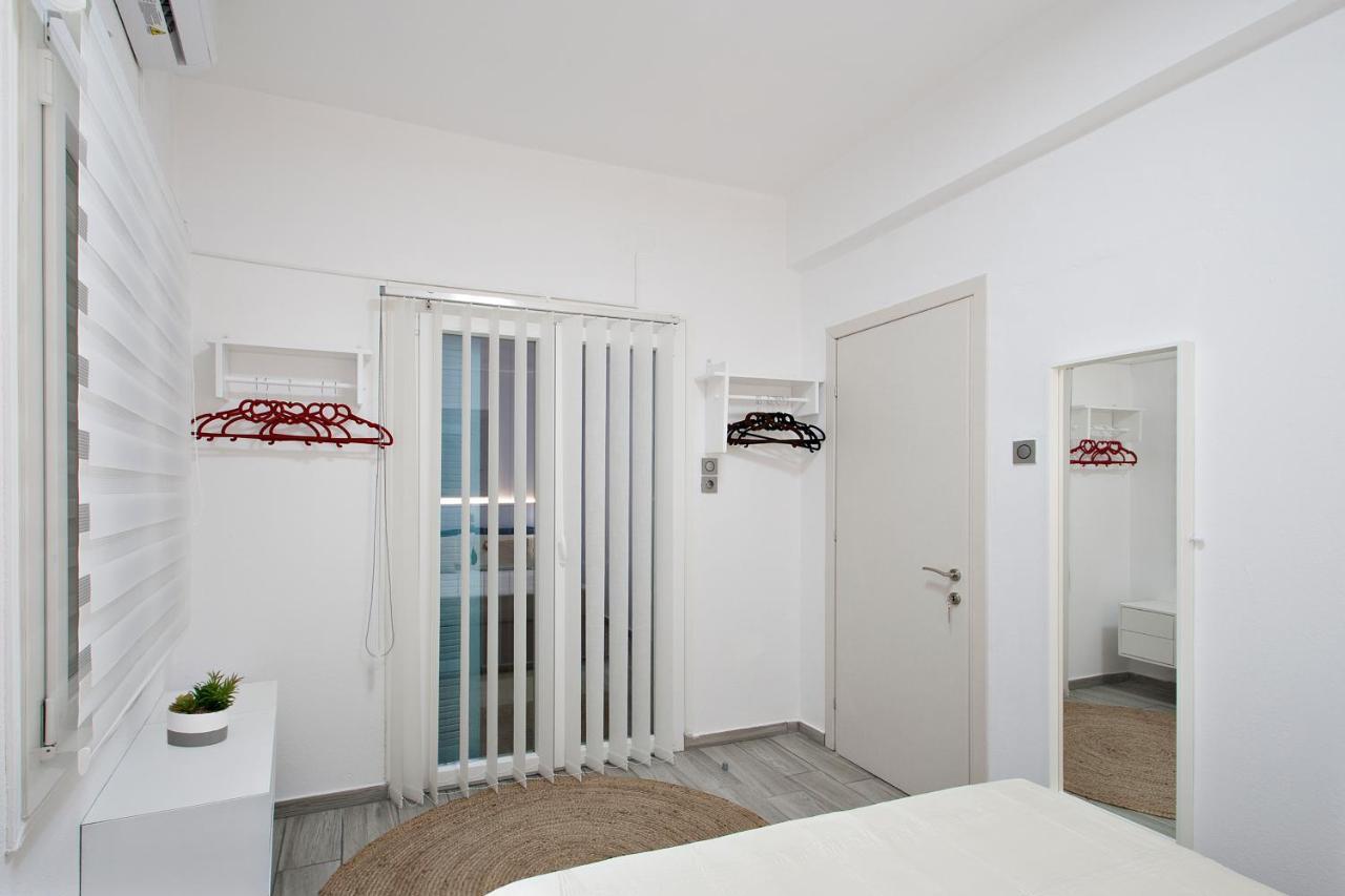 Capolavoro, Boutique Apartment With Unique Rooftop Скіатос Екстер'єр фото