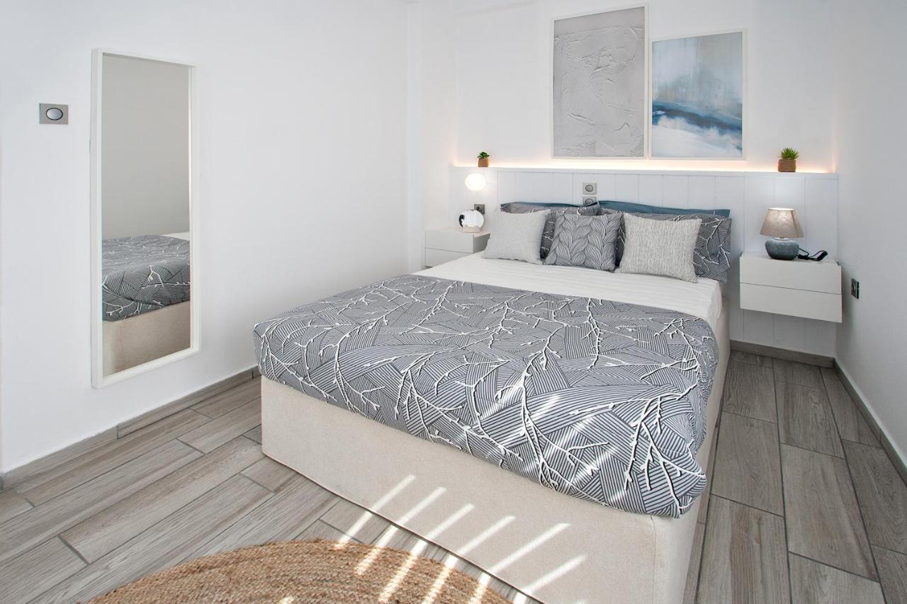 Capolavoro, Boutique Apartment With Unique Rooftop Скіатос Екстер'єр фото
