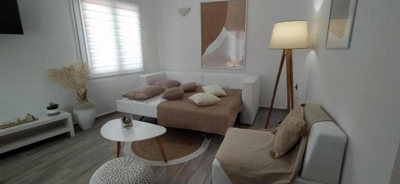 Capolavoro, Boutique Apartment With Unique Rooftop Скіатос Екстер'єр фото