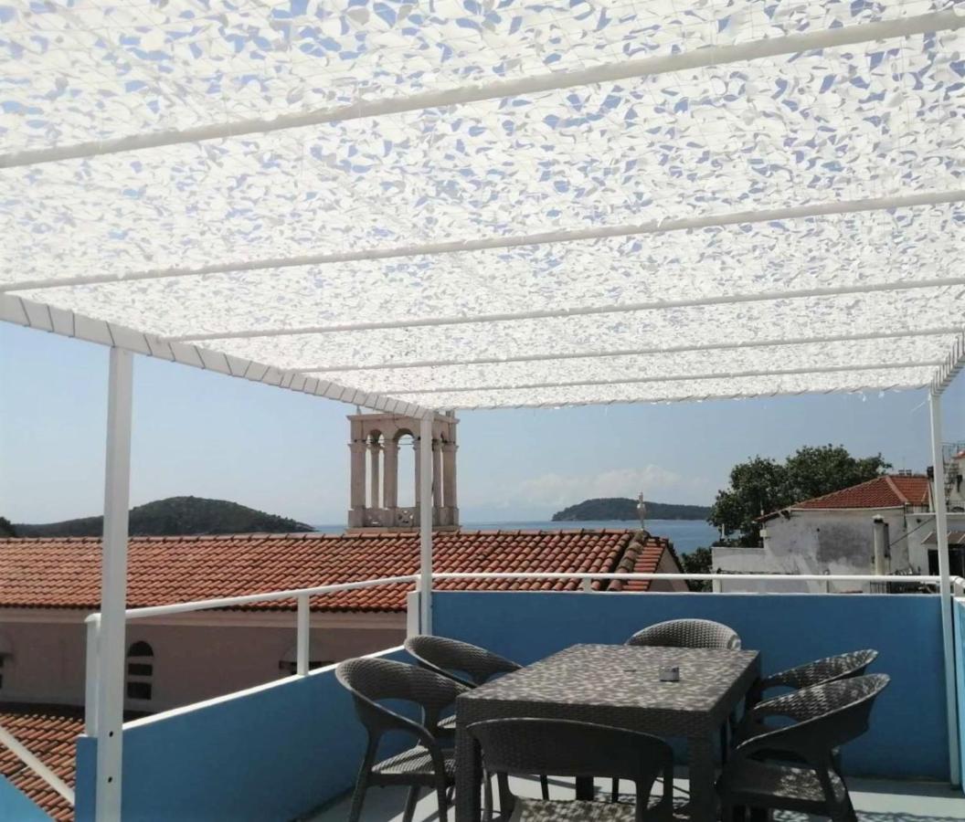 Capolavoro, Boutique Apartment With Unique Rooftop Скіатос Екстер'єр фото